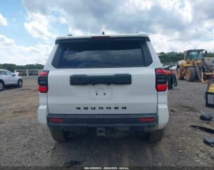 Білий Тойота 4Раннер, об'ємом двигуна 2.4 л та пробігом 4 тис. км за 721 $, фото 16 на Automoto.ua