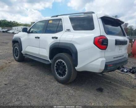 Білий Тойота 4Раннер, об'ємом двигуна 2.4 л та пробігом 4 тис. км за 721 $, фото 2 на Automoto.ua