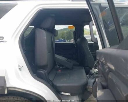 Білий Тойота 4Раннер, об'ємом двигуна 2.4 л та пробігом 4 тис. км за 721 $, фото 7 на Automoto.ua