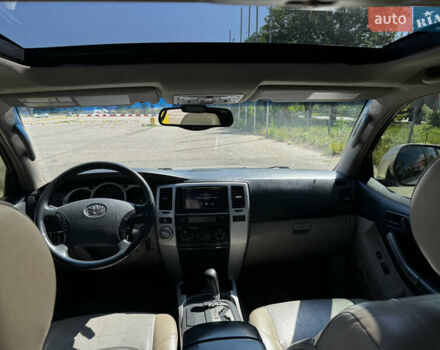 Бежевый Тойота 4Раннер, объемом двигателя 4 л и пробегом 327 тыс. км за 11500 $, фото 8 на Automoto.ua