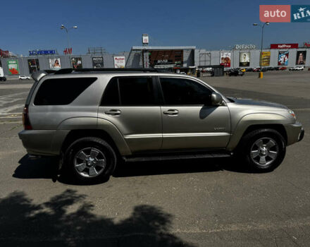 Бежевый Тойота 4Раннер, объемом двигателя 4 л и пробегом 327 тыс. км за 11500 $, фото 5 на Automoto.ua