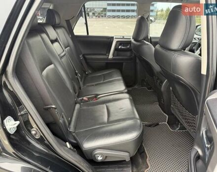 Черный Тойота 4Раннер, объемом двигателя 3.96 л и пробегом 195 тыс. км за 25950 $, фото 27 на Automoto.ua