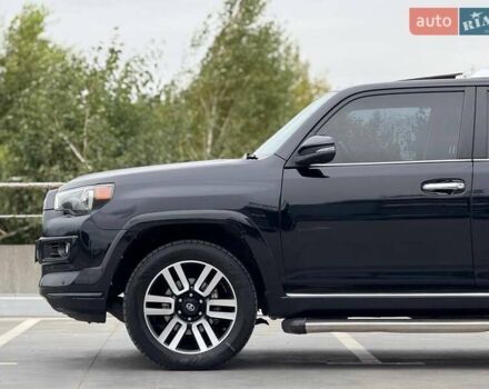 Черный Тойота 4Раннер, объемом двигателя 3.96 л и пробегом 195 тыс. км за 25950 $, фото 1 на Automoto.ua