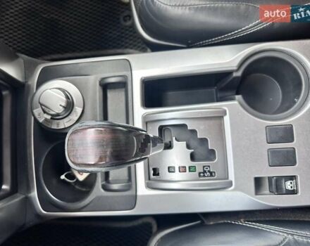 Черный Тойота 4Раннер, объемом двигателя 3.96 л и пробегом 193 тыс. км за 25630 $, фото 10 на Automoto.ua