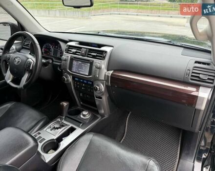 Черный Тойота 4Раннер, объемом двигателя 3.96 л и пробегом 195 тыс. км за 25950 $, фото 17 на Automoto.ua