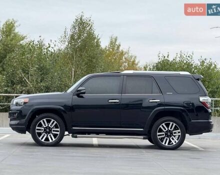 Черный Тойота 4Раннер, объемом двигателя 3.96 л и пробегом 195 тыс. км за 25950 $, фото 4 на Automoto.ua