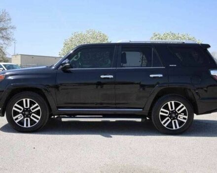 Черный Тойота 4Раннер, объемом двигателя 4 л и пробегом 98 тыс. км за 11700 $, фото 1 на Automoto.ua