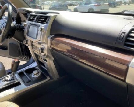 Черный Тойота 4Раннер, объемом двигателя 4 л и пробегом 35 тыс. км за 11600 $, фото 8 на Automoto.ua