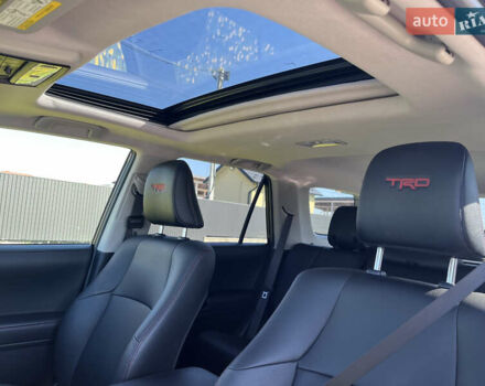 Черный Тойота 4Раннер, объемом двигателя 3.96 л и пробегом 14 тыс. км за 39000 $, фото 7 на Automoto.ua