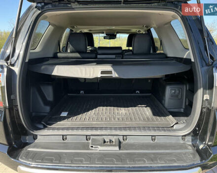 Черный Тойота 4Раннер, объемом двигателя 3.96 л и пробегом 14 тыс. км за 39000 $, фото 16 на Automoto.ua