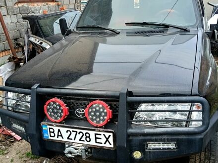 Тойота 4Раннер 1988 в Кропивницком (Кировограде) на Automoto.ua Черный Тойота 4Раннер, объемом двигателя 2 л и пробегом 400 тыс. км за 4300 $, фото 1 на Automoto.ua