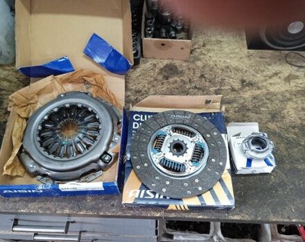 Красный Тойота 4Раннер, объемом двигателя 3 л и пробегом 267 тыс. км за 5990 $, фото 17 на Automoto.ua