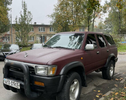 Красный Тойота 4Раннер, объемом двигателя 3 л и пробегом 450 тыс. км за 5500 $, фото 1 на Automoto.ua