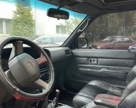 Красный Тойота 4Раннер, объемом двигателя 3 л и пробегом 450 тыс. км за 5500 $, фото 8 на Automoto.ua