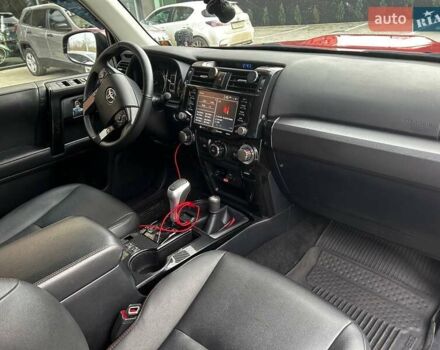 Красный Тойота 4Раннер, объемом двигателя 3.96 л и пробегом 41 тыс. км за 51800 $, фото 10 на Automoto.ua