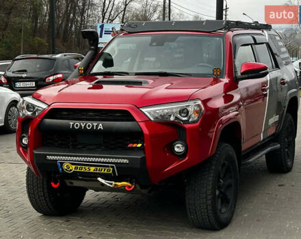 Красный Тойота 4Раннер, объемом двигателя 3.96 л и пробегом 41 тыс. км за 51800 $, фото 2 на Automoto.ua