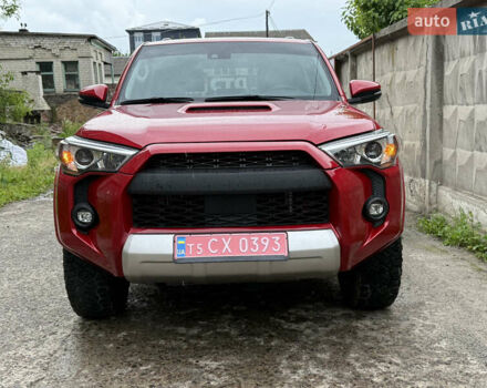 Червоний Тойота 4Раннер, об'ємом двигуна 3.96 л та пробігом 28 тис. км за 47900 $, фото 2 на Automoto.ua