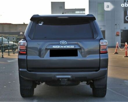 Тойота 4Раннер, объемом двигателя 0 л и пробегом 216 тыс. км за 25500 $, фото 5 на Automoto.ua