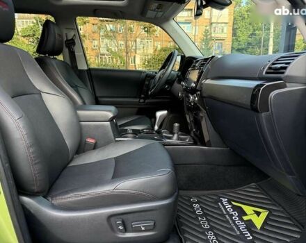 Тойота 4Раннер, объемом двигателя 4 л и пробегом 30 тыс. км за 52999 $, фото 28 на Automoto.ua