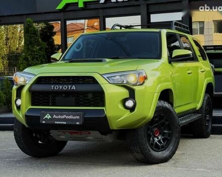 Тойота 4Раннер, объемом двигателя 4 л и пробегом 30 тыс. км за 52999 $, фото 3 на Automoto.ua