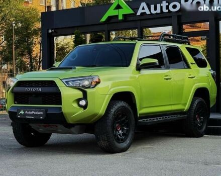 Тойота 4Раннер, объемом двигателя 4 л и пробегом 30 тыс. км за 52999 $, фото 1 на Automoto.ua