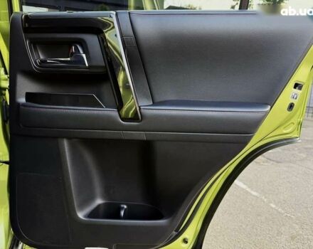 Тойота 4Раннер, объемом двигателя 4 л и пробегом 30 тыс. км за 52999 $, фото 26 на Automoto.ua