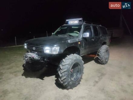Тойота 4Раннер 1993 в Межгорье на Automoto.ua Тойота 4Раннер, объемом двигателя 3 л и пробегом 100 тыс. км за 12200 $, фото 1 на Automoto.ua