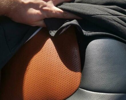 Серый Тойота 4Раннер, объемом двигателя 3 л и пробегом 285 тыс. км за 7700 $, фото 8 на Automoto.ua