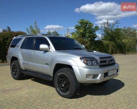 Сірий Тойота 4Раннер, об'ємом двигуна 4.7 л та пробігом 394 тис. км за 12500 $, фото 6 на Automoto.ua