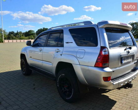 Сірий Тойота 4Раннер, об'ємом двигуна 4.7 л та пробігом 394 тис. км за 12500 $, фото 11 на Automoto.ua