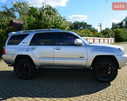 Сірий Тойота 4Раннер, об'ємом двигуна 4.7 л та пробігом 394 тис. км за 12500 $, фото 7 на Automoto.ua