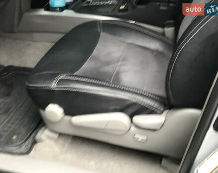 Серый Тойота 4Раннер, объемом двигателя 4 л и пробегом 168 тыс. км за 13500 $, фото 4 на Automoto.ua