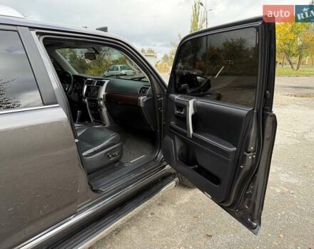 Серый Тойота 4Раннер, объемом двигателя 3.96 л и пробегом 250 тыс. км за 31500 $, фото 45 на Automoto.ua