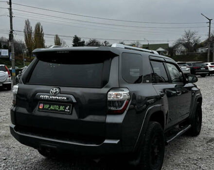 Серый Тойота 4Раннер, объемом двигателя 3.96 л и пробегом 186 тыс. км за 26500 $, фото 3 на Automoto.ua