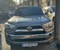 Сірий Тойота 4Раннер, об'ємом двигуна 4 л та пробігом 200 тис. км за 30000 $, фото 1 на Automoto.ua