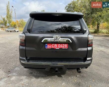 Серый Тойота 4Раннер, объемом двигателя 3.96 л и пробегом 250 тыс. км за 31500 $, фото 26 на Automoto.ua