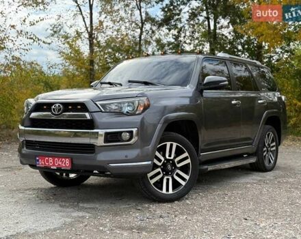 Серый Тойота 4Раннер, объемом двигателя 3.96 л и пробегом 250 тыс. км за 31500 $, фото 5 на Automoto.ua