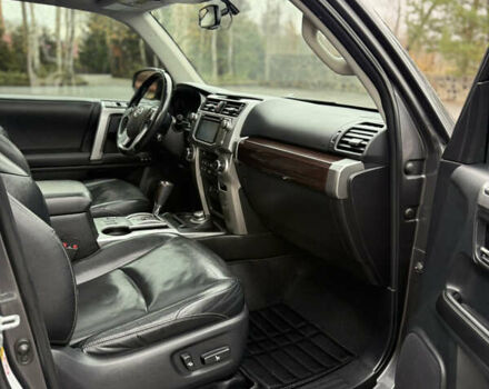 Серый Тойота 4Раннер, объемом двигателя 3.96 л и пробегом 212 тыс. км за 25555 $, фото 31 на Automoto.ua