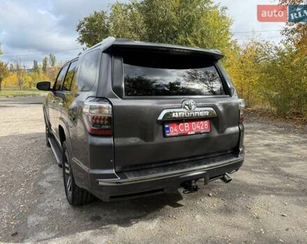 Серый Тойота 4Раннер, объемом двигателя 3.96 л и пробегом 250 тыс. км за 31500 $, фото 27 на Automoto.ua