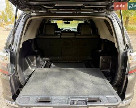 Серый Тойота 4Раннер, объемом двигателя 3.96 л и пробегом 250 тыс. км за 31500 $, фото 36 на Automoto.ua