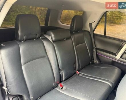 Серый Тойота 4Раннер, объемом двигателя 3.96 л и пробегом 250 тыс. км за 31500 $, фото 40 на Automoto.ua