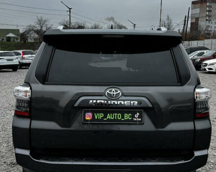 Серый Тойота 4Раннер, объемом двигателя 3.96 л и пробегом 186 тыс. км за 26500 $, фото 5 на Automoto.ua