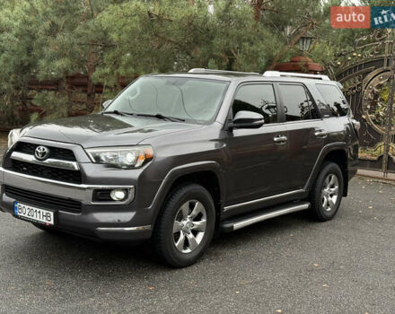 Серый Тойота 4Раннер, объемом двигателя 3.96 л и пробегом 212 тыс. км за 25555 $, фото 2 на Automoto.ua