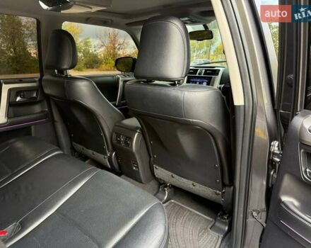 Серый Тойота 4Раннер, объемом двигателя 3.96 л и пробегом 250 тыс. км за 31500 $, фото 41 на Automoto.ua