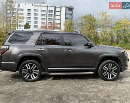 Серый Тойота 4Раннер, объемом двигателя 3.96 л и пробегом 250 тыс. км за 31500 $, фото 10 на Automoto.ua