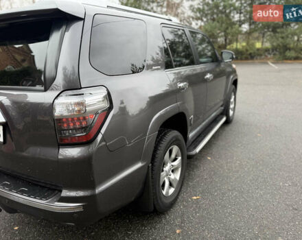 Серый Тойота 4Раннер, объемом двигателя 3.96 л и пробегом 212 тыс. км за 25555 $, фото 16 на Automoto.ua