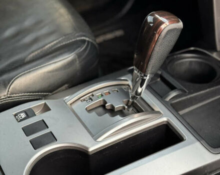 Сірий Тойота 4Раннер, об'ємом двигуна 3.96 л та пробігом 250 тис. км за 20999 $, фото 31 на Automoto.ua