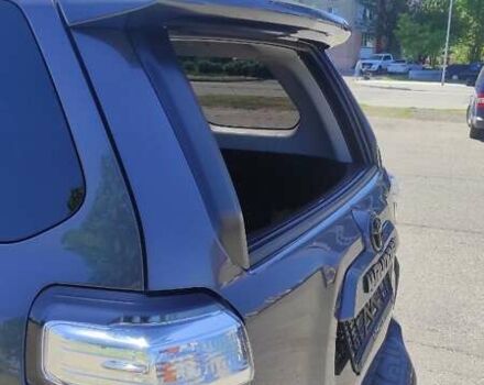 Серый Тойота 4Раннер, объемом двигателя 4 л и пробегом 130 тыс. км за 36500 $, фото 8 на Automoto.ua