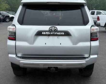 Серый Тойота 4Раннер, объемом двигателя 2 л и пробегом 43 тыс. км за 19500 $, фото 5 на Automoto.ua