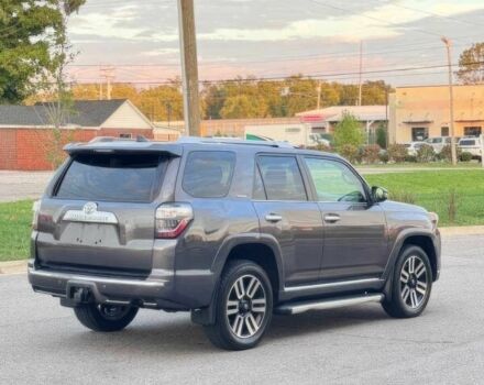 Сірий Тойота 4Раннер, об'ємом двигуна 4 л та пробігом 50 тис. км за 14200 $, фото 6 на Automoto.ua